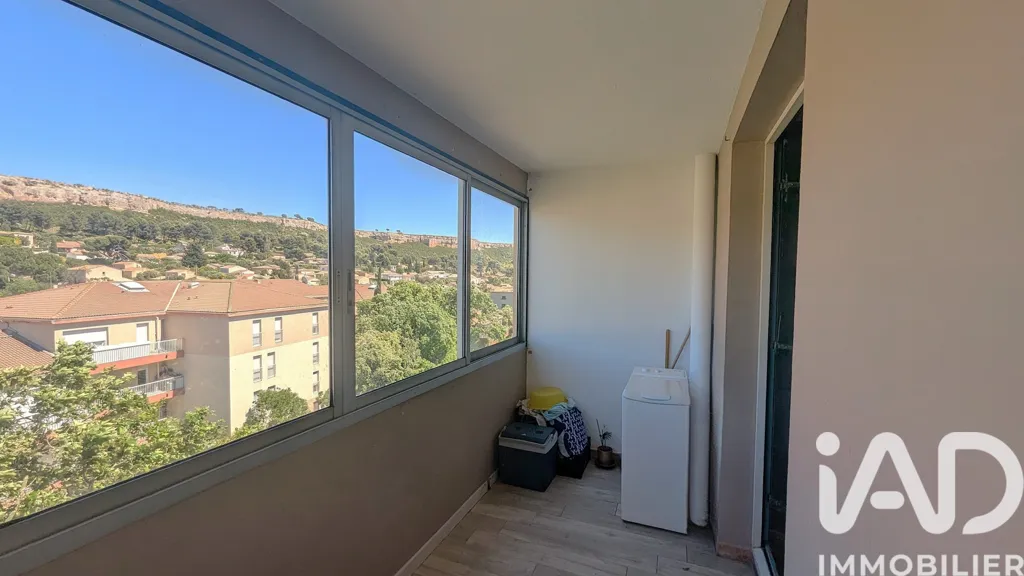 Balcon - Appartement avec Vue Dégagée à Vitrolles