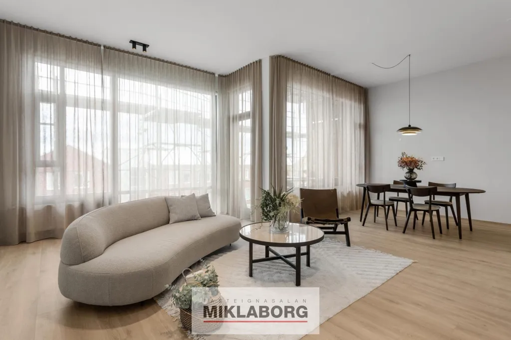 Soggiorno - New Flat with Balcony in Hafnarbraut