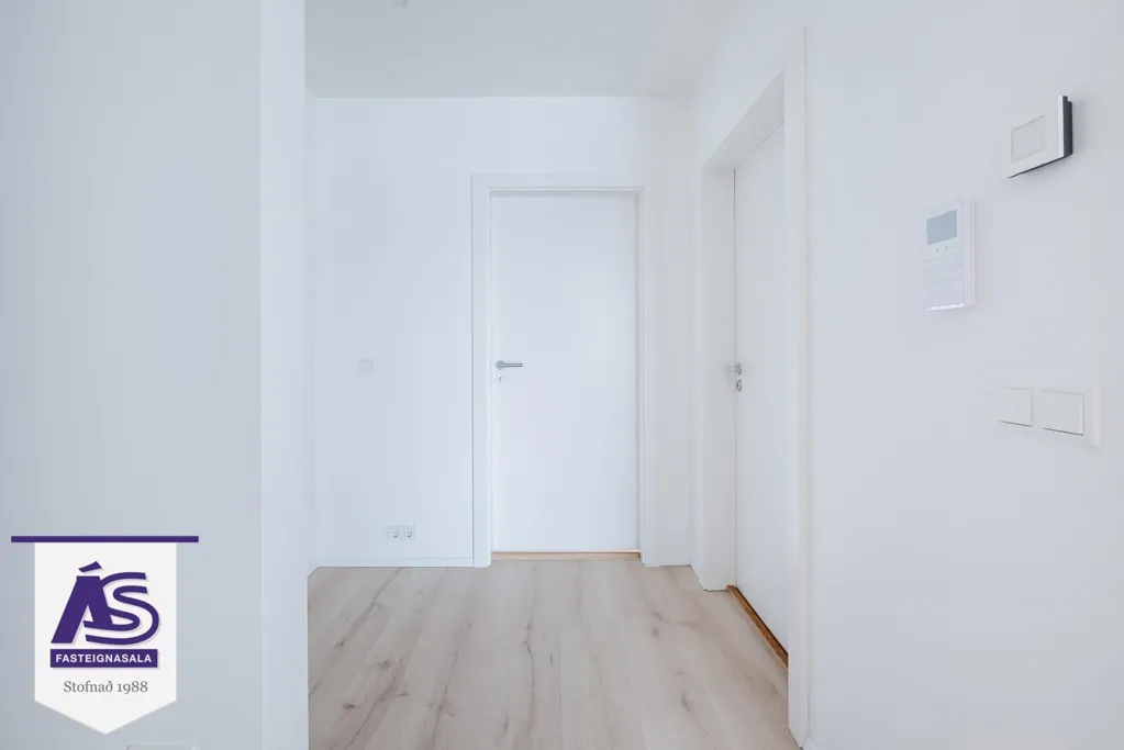 Ingresso - Apartment with Sea View in Hafnarfjörður
