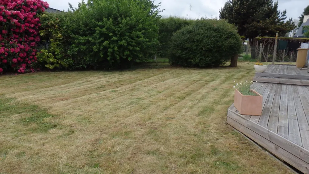 Garden - House with Full Basement in Pommerit Le Vicomte