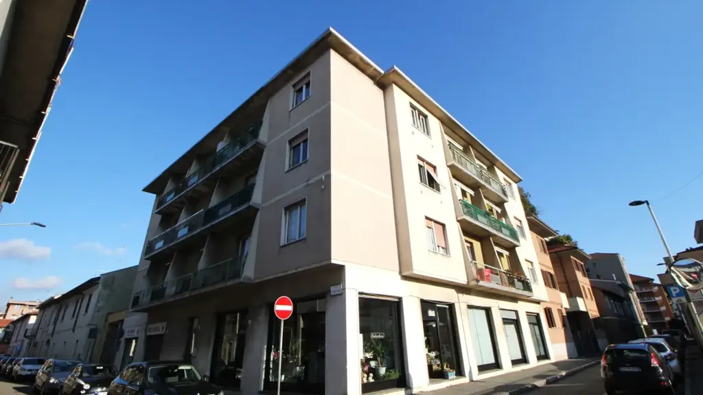 Välivaade - Rustic-Style Flat with Balcony in Legnano