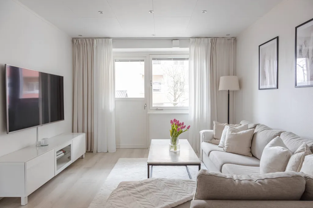 Elutuba - Modern Flat with Balcony in Eskilstuna
