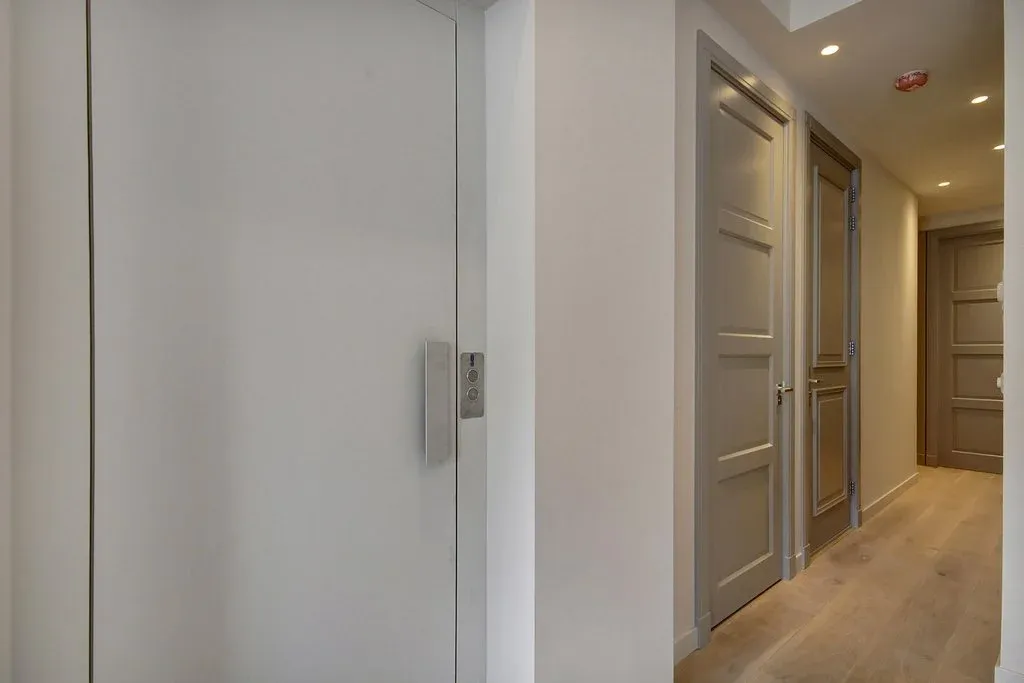 Entrée - Renovated Apartment with Terrace in Amsterdam