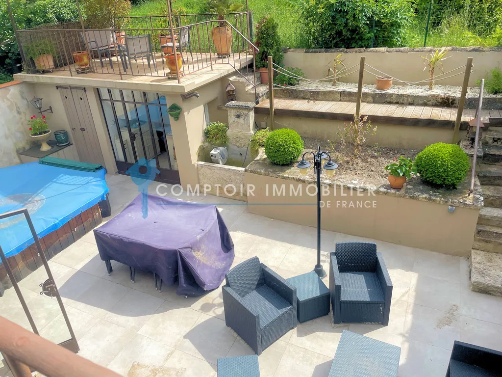 Terrasse - Maison de Charme avec Piscine près du Centre-Ville