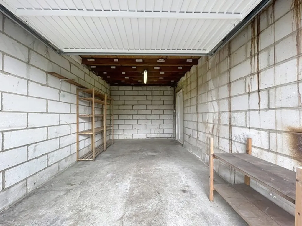 garage