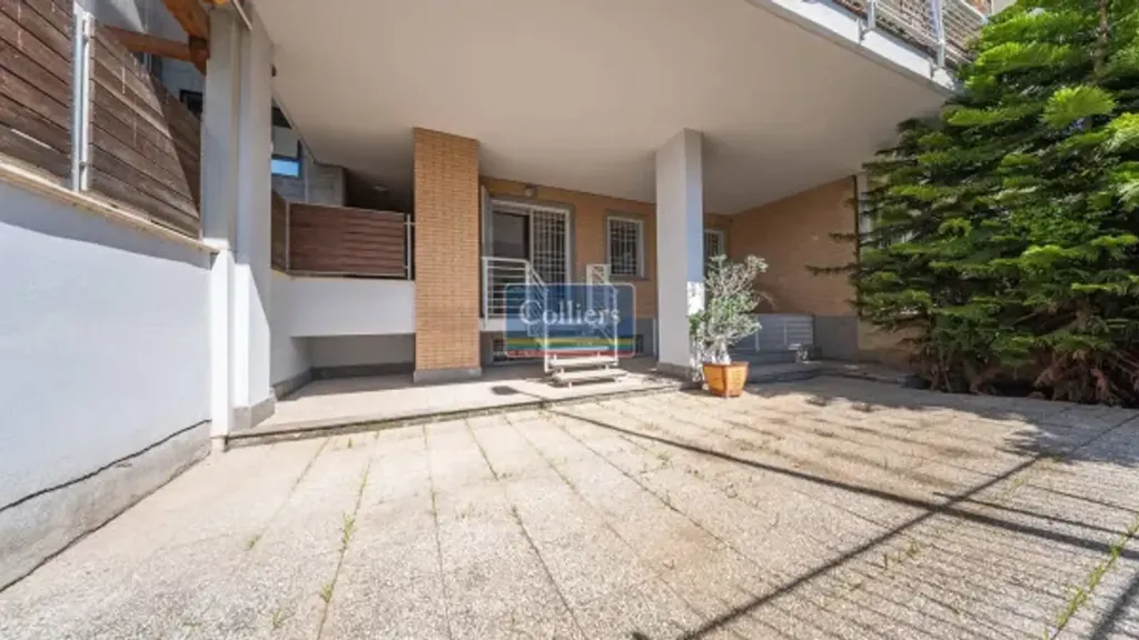 Triplex with Garden in Torrino, Rome