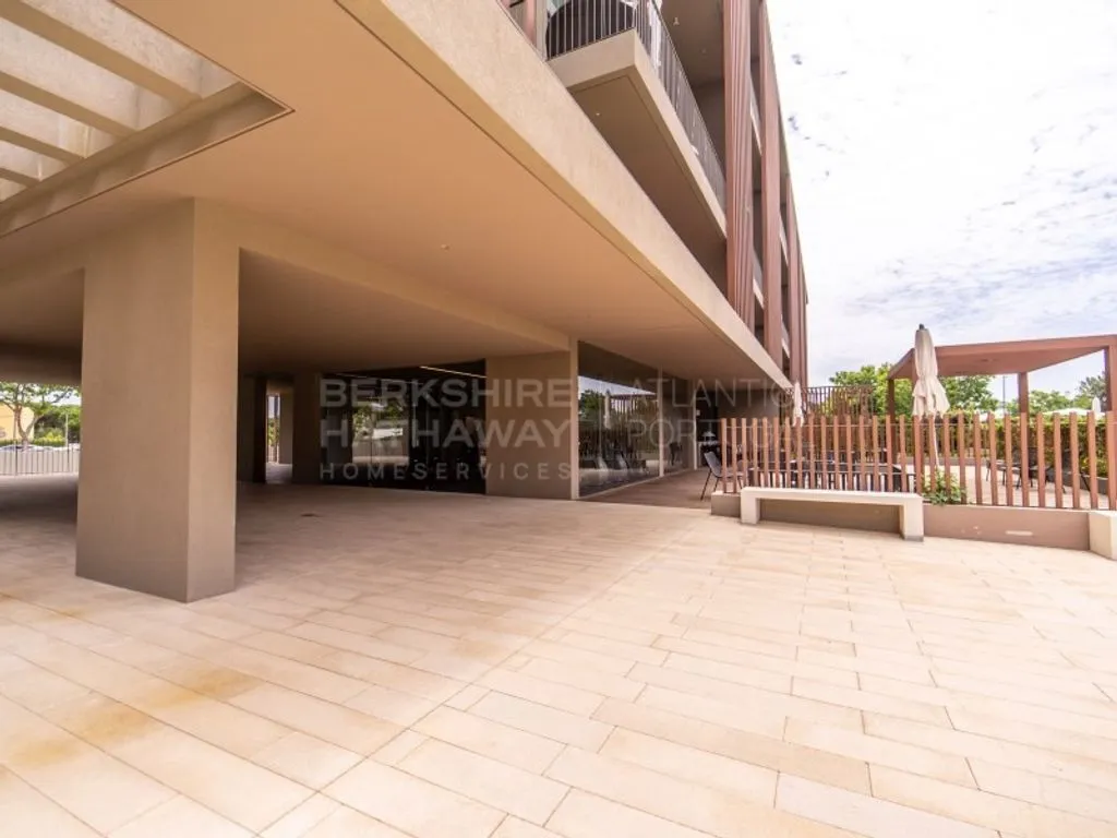 Jardin - Luxury Duplex Flat with Rooftop in Cascais