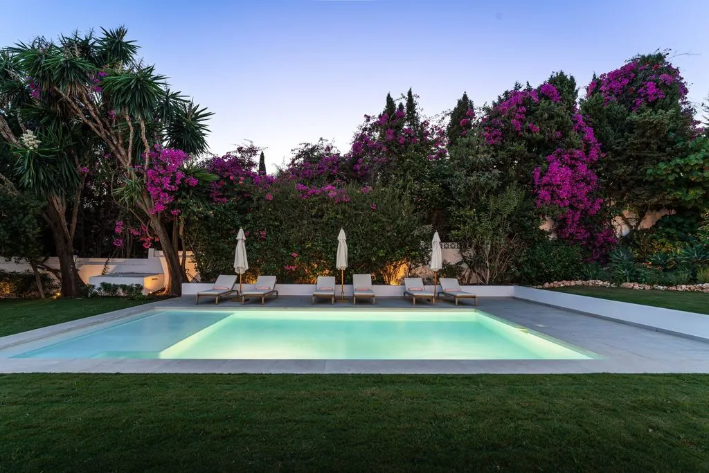 Piscine - Contemporary Villa with Sea Views in Marbella