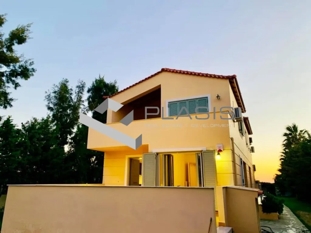Exterior - Detached House with Pool in Anavyssos