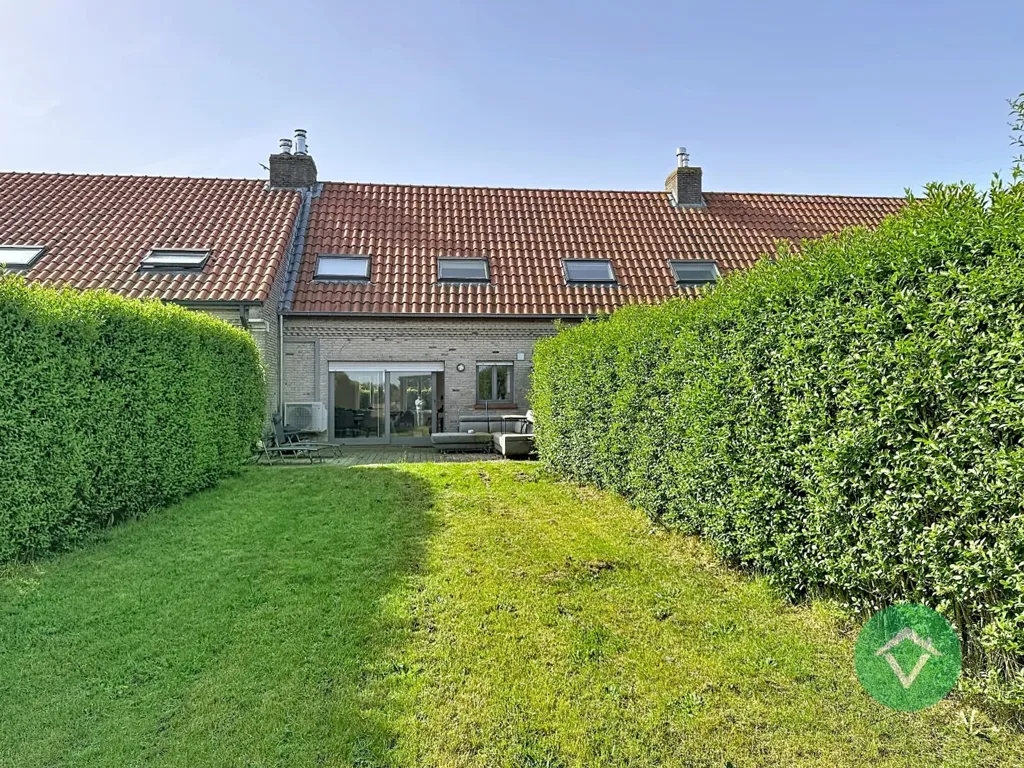 Välivaade - House with Large Garage in Ichtegem