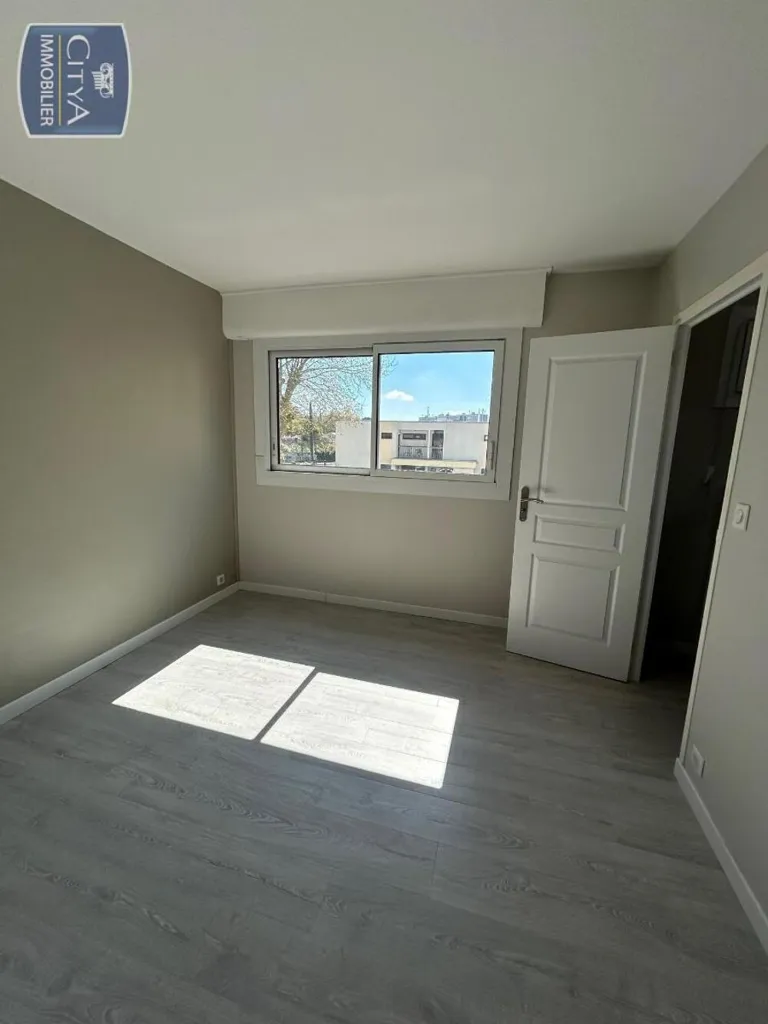 Pièces - Appartement T2 avec Balcon à Talence