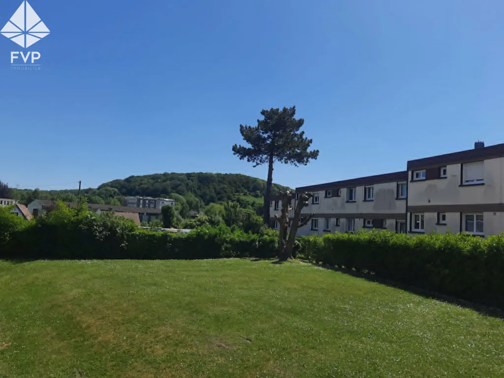 Garden - Charming Flat with Balcony in Fécamp