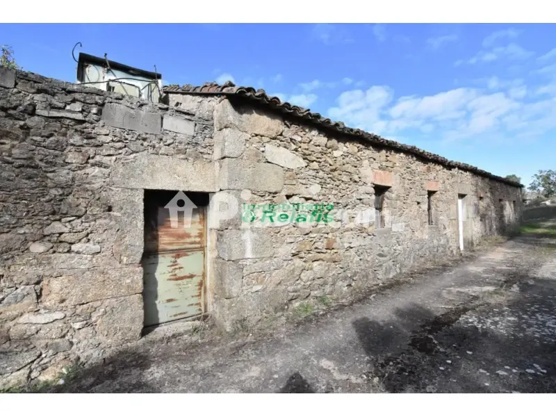 Esterno - Rustic Farm with Thermal Springs in Fuenteguinaldo