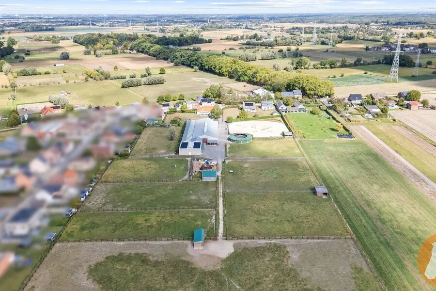 Õhuvaade - Equestrian Facility with Villa in Mechelen