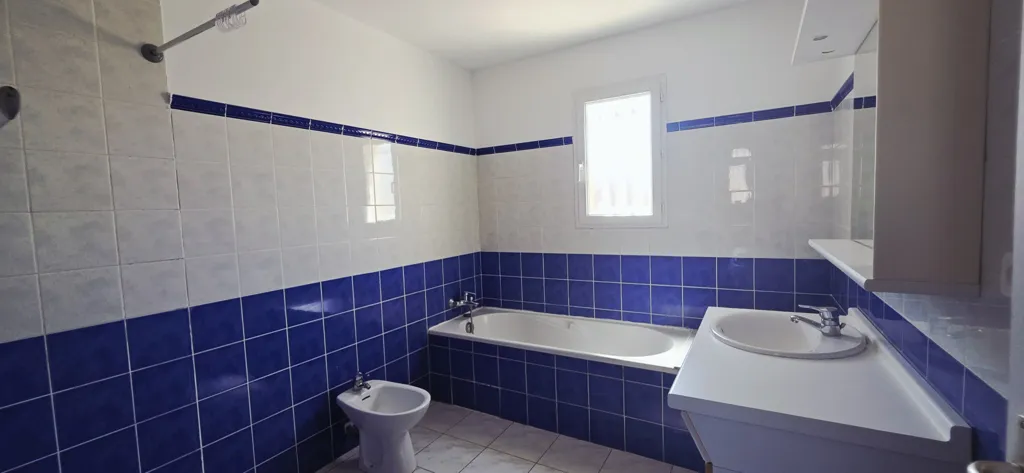 Salles de bain - Villa 2 Faces avec Jardin à Cabestany