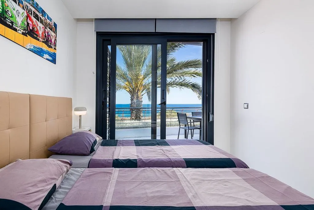 Bedrooms - Apartment with Pool and Sea View in Infinity View