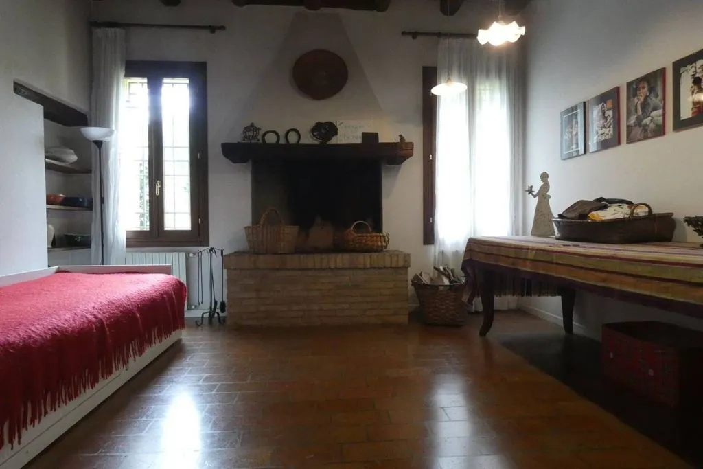 Chambres - Luxury Villa with Private Garden in Due Carrare