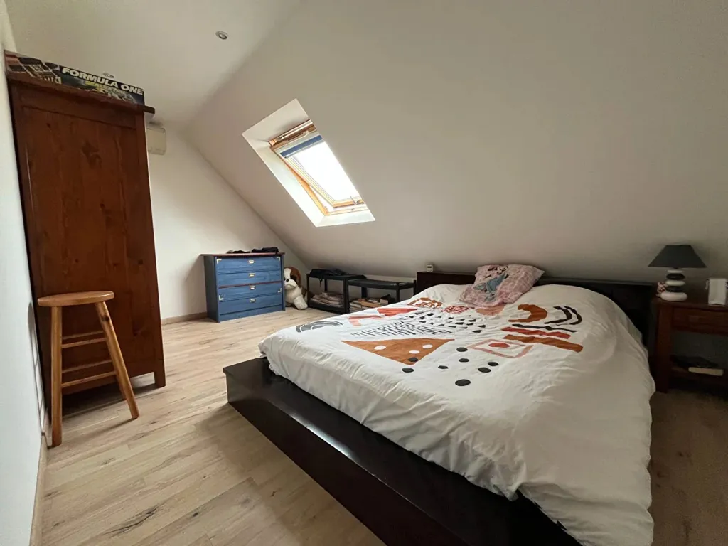 Chambres - Maison avec Garage et Terrain à Proximité d'Auneau