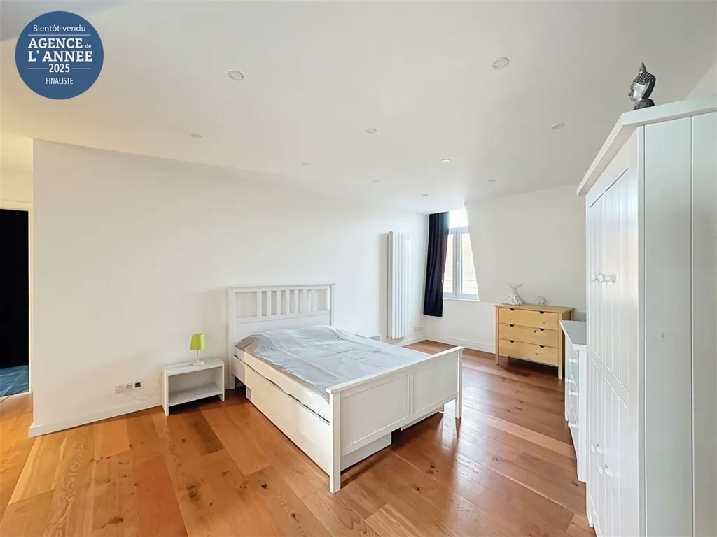 Magamistoad - Renovated Triplex with Terraces in Joli-Bois, Waterloo