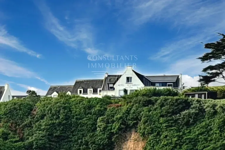 Charming House with Sea View in Morbihan