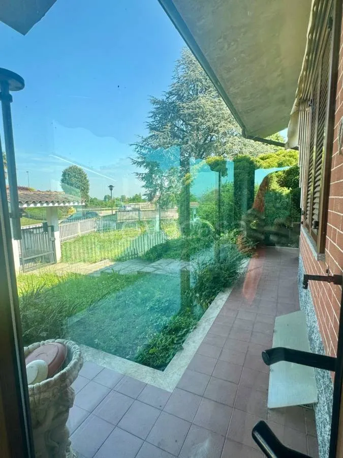 Jardin - Villa with Garden and Veranda in Pralormo