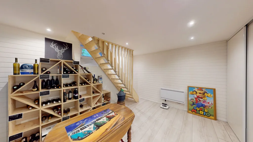 Toad - Modern House with Cathedral Ceiling in Damprichard