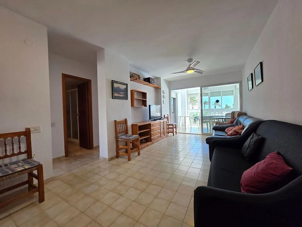 Living Room - Luxury Seafront Apartment in Alicante