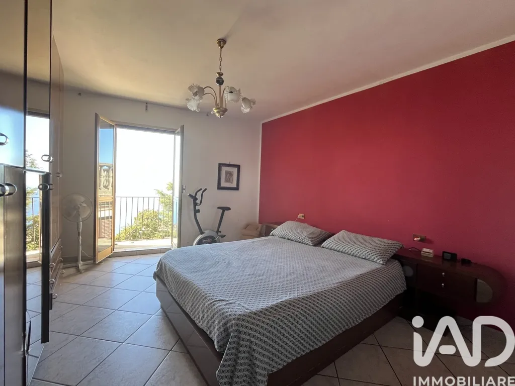 Chambres - Apartment with Sea View in Longobardi