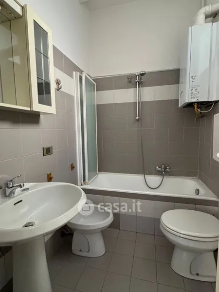 Bathrooms - Studio Apartment with Lake View in Sarnico