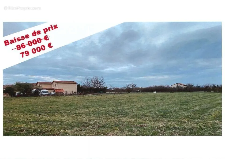 Aed - Plot with Garden in Champdieu