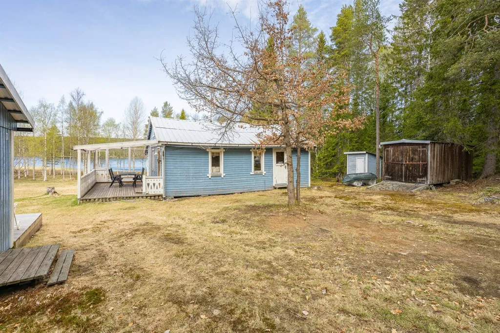 Villa with Lake View near Umeå