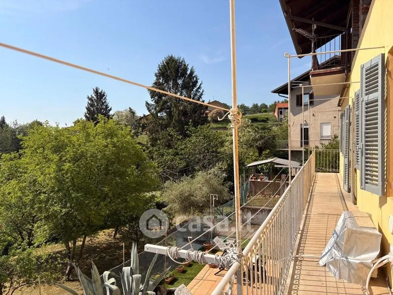Rõdu - Semi-detached Villa with Terrace in Masserano