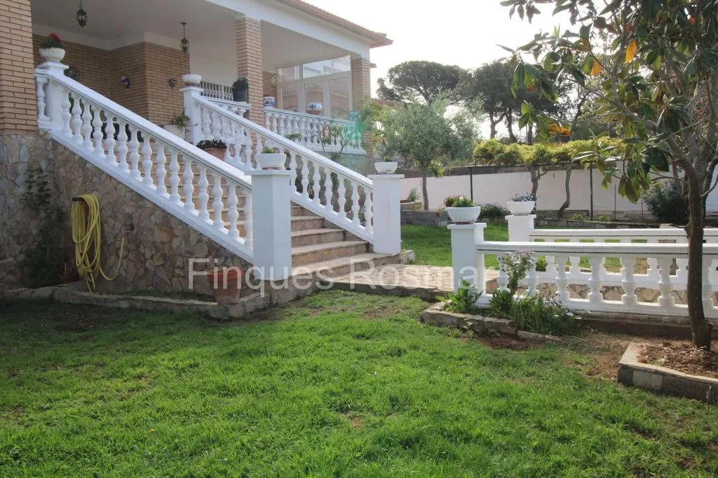 Jardin - Luxury Villa with Pool in Lloret de Mar