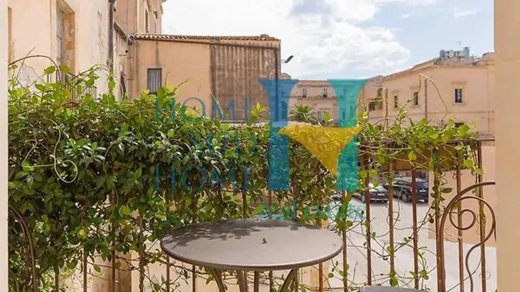 Balcon - Restored House with Garden in Noto