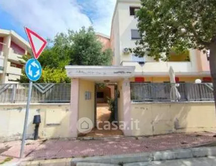 Välivaade - Ground Floor Flat with Parking in Quartu Sant'Elena