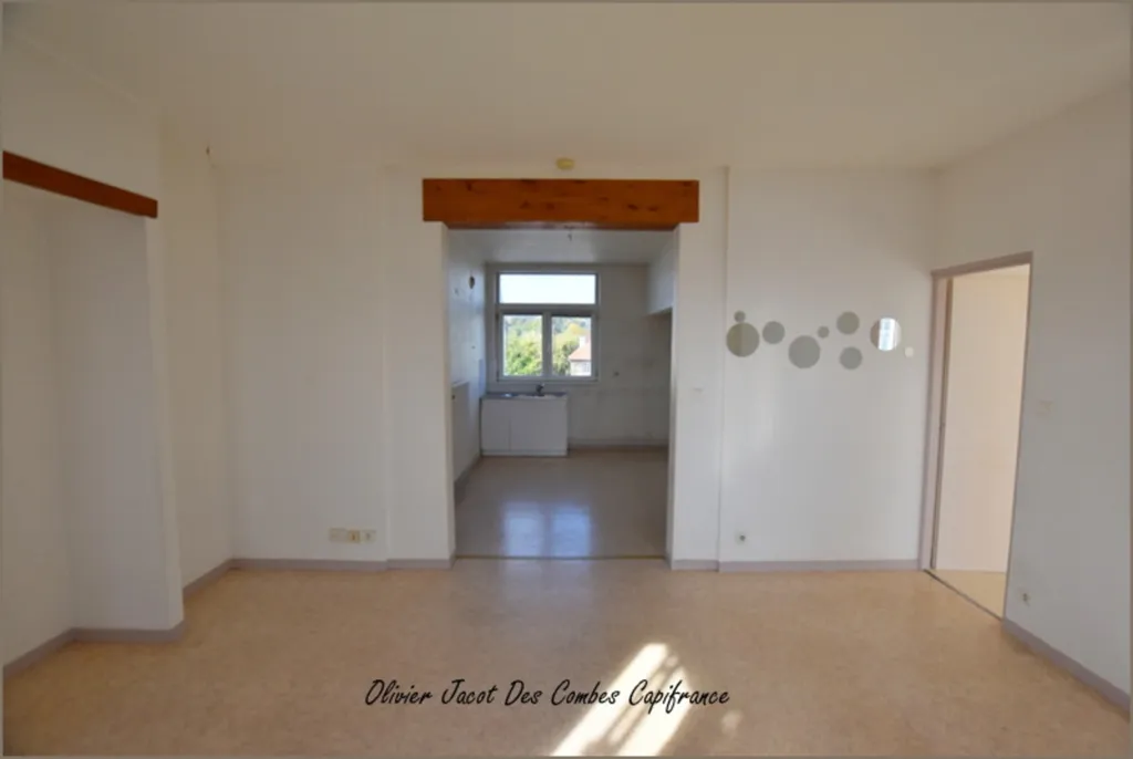 Pièces - Appartement Lumineux avec Balcon à Montbéliard