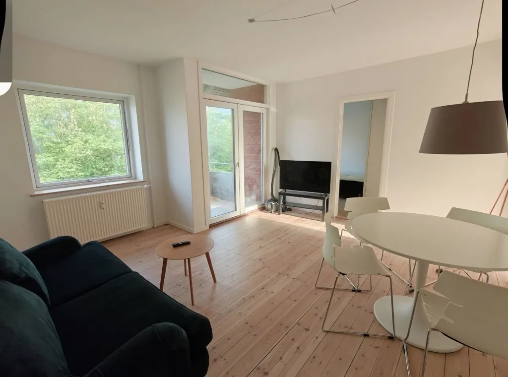 Elutuba - Furnished 3-Room Apartment with Balcony