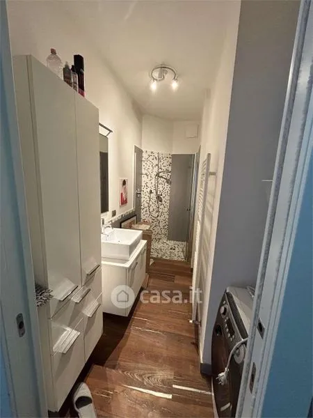 Bagni - Modernised Apartment with Balcony in Tavernerio