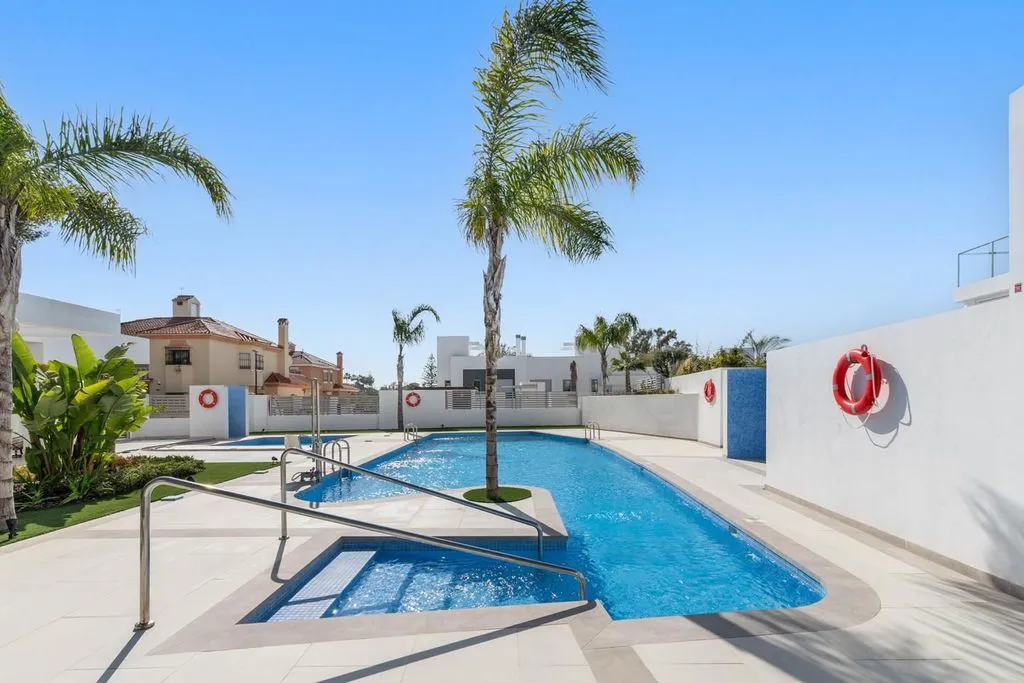 Bassein - Luxury Villa with Pools in San Pedro de Alcántara