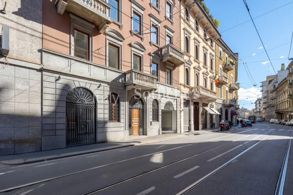 Välivaade - Luxury Flat with Balcony in Corso Magenta, Milan