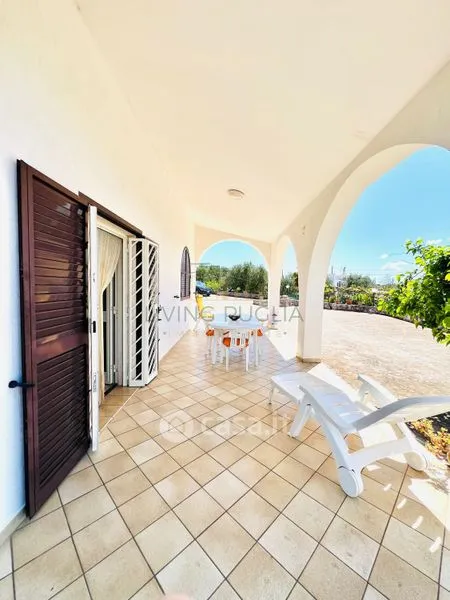 Terrass - Villa with Trulli near Ostuni
