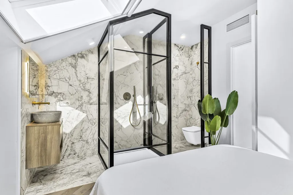 Salles de bain - Renovated Duplex with Sea View in San Pedro