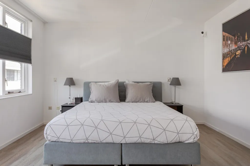 Bedrooms - Modernised House with Garden in Hoorn