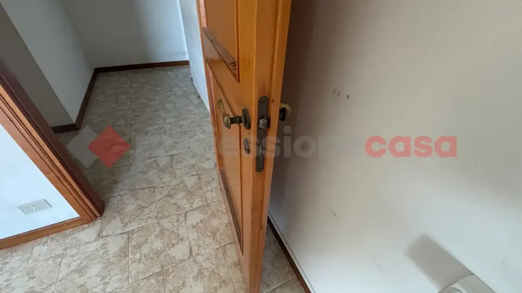 Esik - Panoramic Apartment with Balcony in Taranto