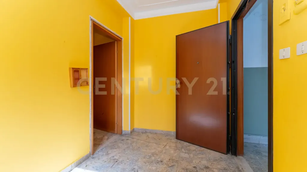 6-room apartment in IT