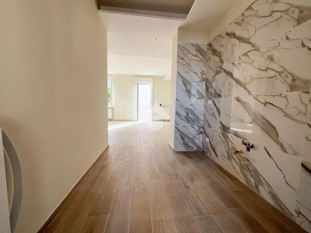 Entrée - Bright 3-Room Apartment with Balcony in San Severo