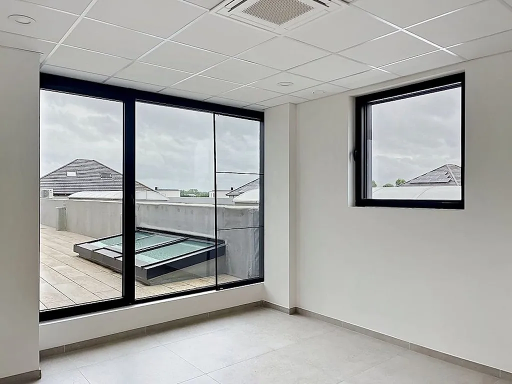 Stanze - New Office with High-End Finish in Oudenaarde