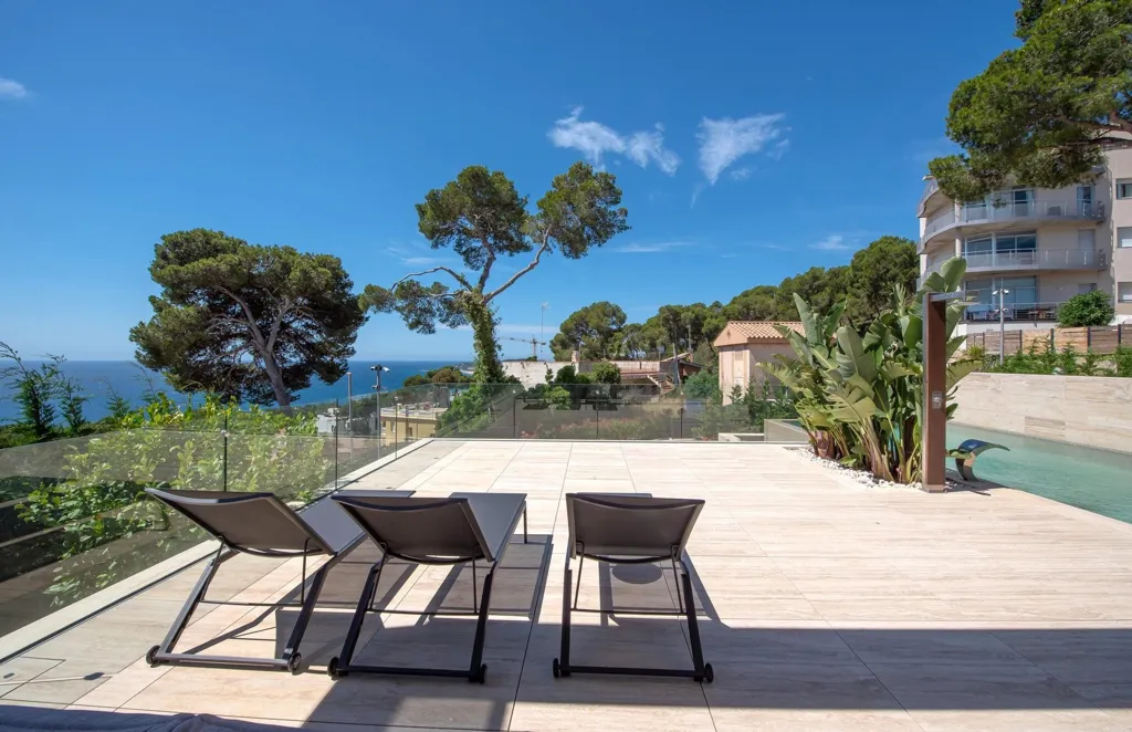 Piscine - Modern Villa with Sea Views in Sant Antoni