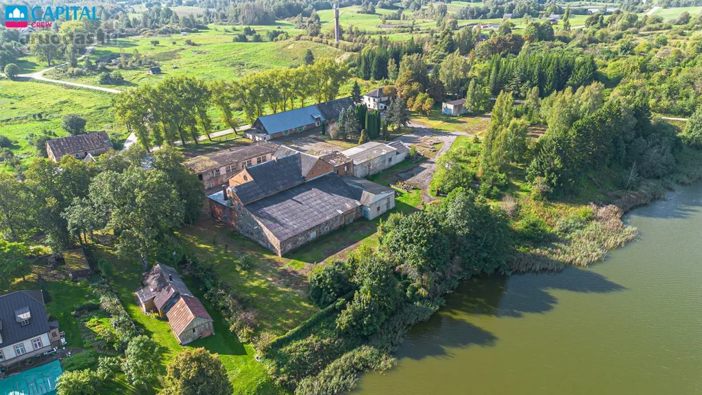 Vue aérienne - Masonry Manor by Lake in Molėtai