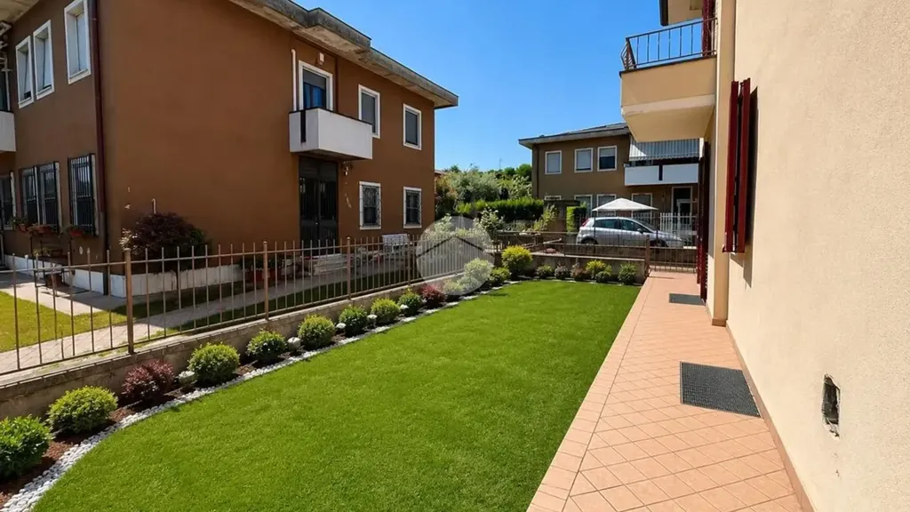 Garden - Semi-Detached Villa with Garden in Rovato